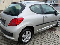 Gebraucht Peugeot 207 Urban Move 73 PS (53 kW) 2007 Grau Kleinwagen