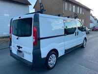 Gebraucht Opel Vivaro 115 PS (84 kW) 2012 Weiß Van / Kleinbus