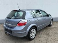 Gebraucht Opel Astra Edition 105 PS (77 kW) 2006 Silber Limousine
