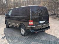 Second-hand VW T5 131 CP (96 kW) 2004 Negru Van