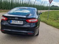 Gebraucht Ford Mondeo Titanium 160 PS (117 kW) 2015 Schwarz Limousine