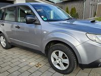 Gebraucht Subaru Forester Active 147 PS (108 kW) 2010 Silber SUV
