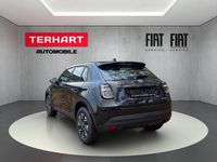 Neu Fiat 600 Basis 101 PS (74 kW) 2025 Schwarz SUV