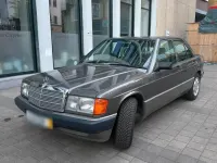 Gebraucht Mercedes 190 109 PS (80 kW) 1990 Grau Limousine