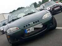 Gebraucht Mazda MX5 Sportive 141 PS (103 kW) 2001 Grün Cabrio