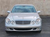 Gebraucht Mercedes E220 Classic 150 PS (110 kW) 2005 Silber Limousine