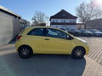Gebraucht Toyota Yaris 69 PS (50 kW) 2009 Gelb Kleinwagen