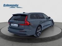 Gebraucht Volvo V60 Ultimate 197 PS (144 kW) 2022 Thunder grey (grau) Kombi