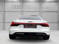 Gebraucht Audi e-tron Design 620 kW (843 PS) 2024 Arkonaweiß SUV