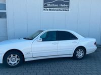 Gebraucht Mercedes E220 115 PS (84 kW) 2000 Weiß Limousine