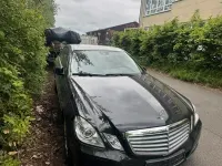 Używany Mercedes E220 170 KM (125 kW) 2011 Czarny Sedan/Limuzyna