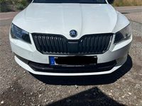 Gebraucht Skoda Superb SportLine 220 PS (161 kW) 2017 Weiß Kombi