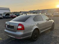 Gebraucht Skoda Octavia Ambiente 102 PS (75 kW) 2009 Beige Limousine