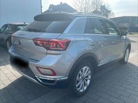 Gebraucht VW T-Roc Style 110 PS (80 kW) 2023 Silber SUV