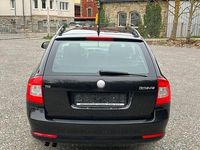 Gebraucht Skoda Octavia Ambiente 122 PS (89 kW) 2009 Schwarz Kombi