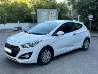 Gebraucht Hyundai i30 90 PS (66 kW) 2013 Weiß Limousine