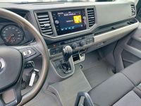 Gebraucht VW Crafter 177 PS (130 kW) 2022 Indiumgrau Van