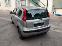 Usata Nissan Note 88 CV (64 kW) 2007 Argento Utilitaria