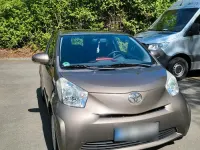 Gebraucht Toyota iQ 68 PS (50 kW) 2012 Braun Kleinwagen