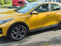Gebraucht Kia XCeed Spirit 140 PS (102 kW) 2020 Gold SUV
