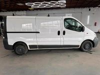 Gebraucht Opel Vivaro 145 PS (106 kW) 2006 Weiß Van / Kleinbus
