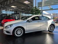 Gebraucht Mercedes A180 122 PS (89 kW) 2013 Silber (metallic) Limousine