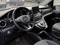 Gebraucht Mercedes V220 163 PS (119 kW) 2018 Grau Van / Kleinbus