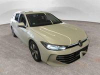 Gebraucht VW Passat IQ Drive 150 PS (110 kW) 2024 Weiß Kombi