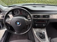 Gebraucht BMW 318 143 PS (105 kW) 2008 Grau Limousine