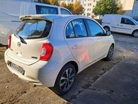 Gebraucht Nissan Micra Acenta 98 PS (72 kW) 2015 Weiß Kleinwagen