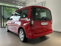 Gebraucht VW Caddy Basis 114 PS (83 kW) 2022 Rot Van / Kleinbus