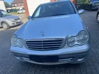 Gebraucht Mercedes C220 Classic 150 PS (110 kW) 2006 Silber Limousine