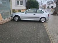 Gebraucht BMW 318 115 PS (84 kW) 2004 Silber Coupé