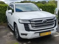 Gebraucht Toyota Land Cruiser 303 PS (222 kW) 2023 Eminent white sparkling specia SUV