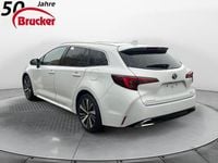 Neu Toyota Corolla 196 PS (144 kW) 2025 Rot Kombi