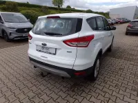 Gebraucht Ford Kuga Titanium 150 PS (110 kW) 2015 Weiß SUV