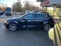 Gebraucht Audi A3 Sport 150 PS (110 kW) 2020 Mythosschwarz metallic Limousine