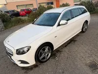 Gebraucht Mercedes E300 AMG line 306 PS (225 kW) 2019 Weiß Kombi