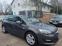 Gebraucht Opel Astra Selection 110 PS (80 kW) 2014 Grau Limousine