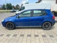 Gebraucht VW Golf V 105 PS (77 kW) 2006 Blau Kleinwagen