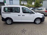 Gebraucht VW Caddy 75 PS (55 kW) 2021 Weiß Van / Kleinbus