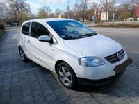 Gebraucht VW Fox 60 PS (44 kW) 2011 Weiß Kleinwagen