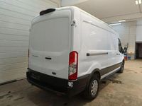 Gebraucht Ford Transit Trend 131 PS (96 kW) 2023 Weiß Abholung