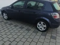 Gebraucht Opel Astra Selection 116 PS (85 kW) 2009 Blau Limousine
