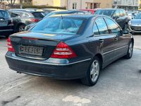 Gebraucht Mercedes C180 129 PS (94 kW) 2002 Blau Limousine