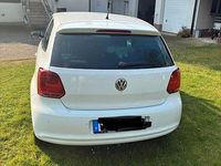 Gebraucht VW Polo Style 69 PS (50 kW) 2011 Weiß Kleinwagen