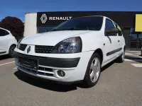 Używany Renault Clio II Expression 75 KM (55 kW) 2002 Biały Hatchback