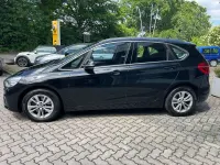 Gebraucht BMW 218 Advantage 136 PS (100 kW) 2016 Saphirschwarzmet. Van / Kleinbus