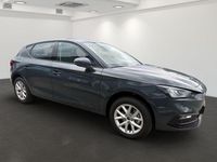 Neu Seat Leon Style 150 PS (110 kW) 2025 Blau Limousine