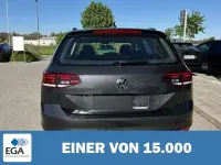 Gebraucht VW Passat 122 PS (89 kW) 2024 Grau metallic Kombi